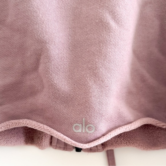 Alo Yoga Cruiser Crop Jacket - Picture 4 of 9